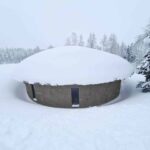 Rundbalshuset i snön